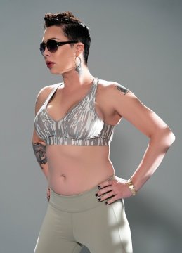 S3xyNightN3lli3 from Sheffield,United Kingdom